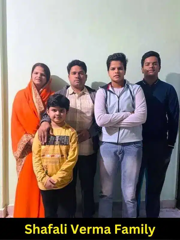 Shafali Verma Family
